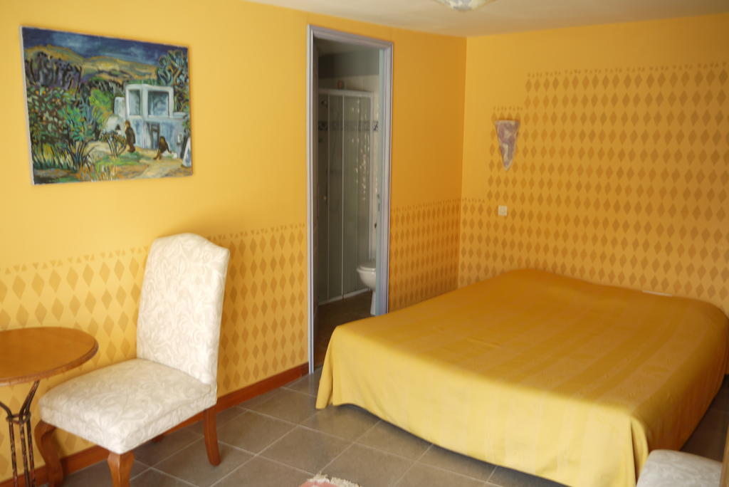 Troglodyte De La Fosse Hotel Meigné Habitación foto